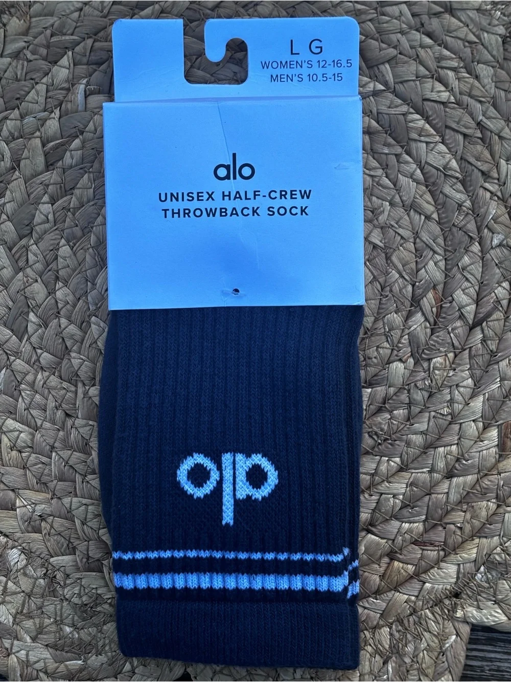 Alo Unisex Half -Crew Throwback Sock Navy/White Size Large